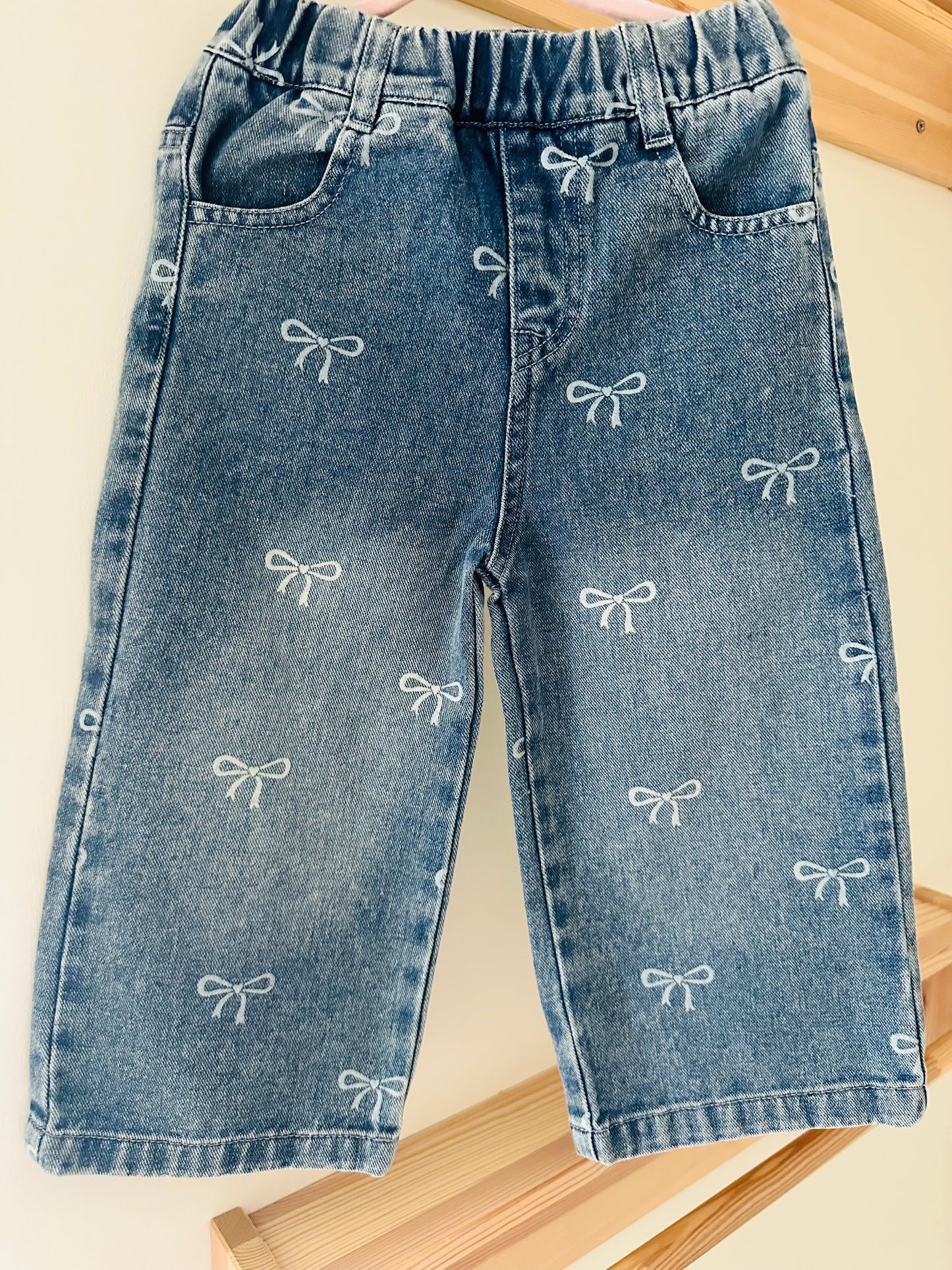 Betty Bow Jean